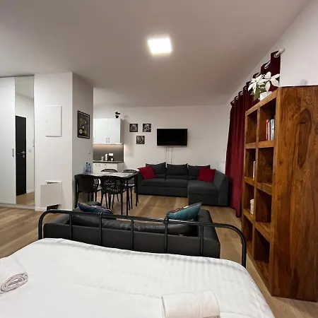 Ordona Charming Ii Apartment *