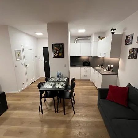 Ordona Charming Ii * Warszawa